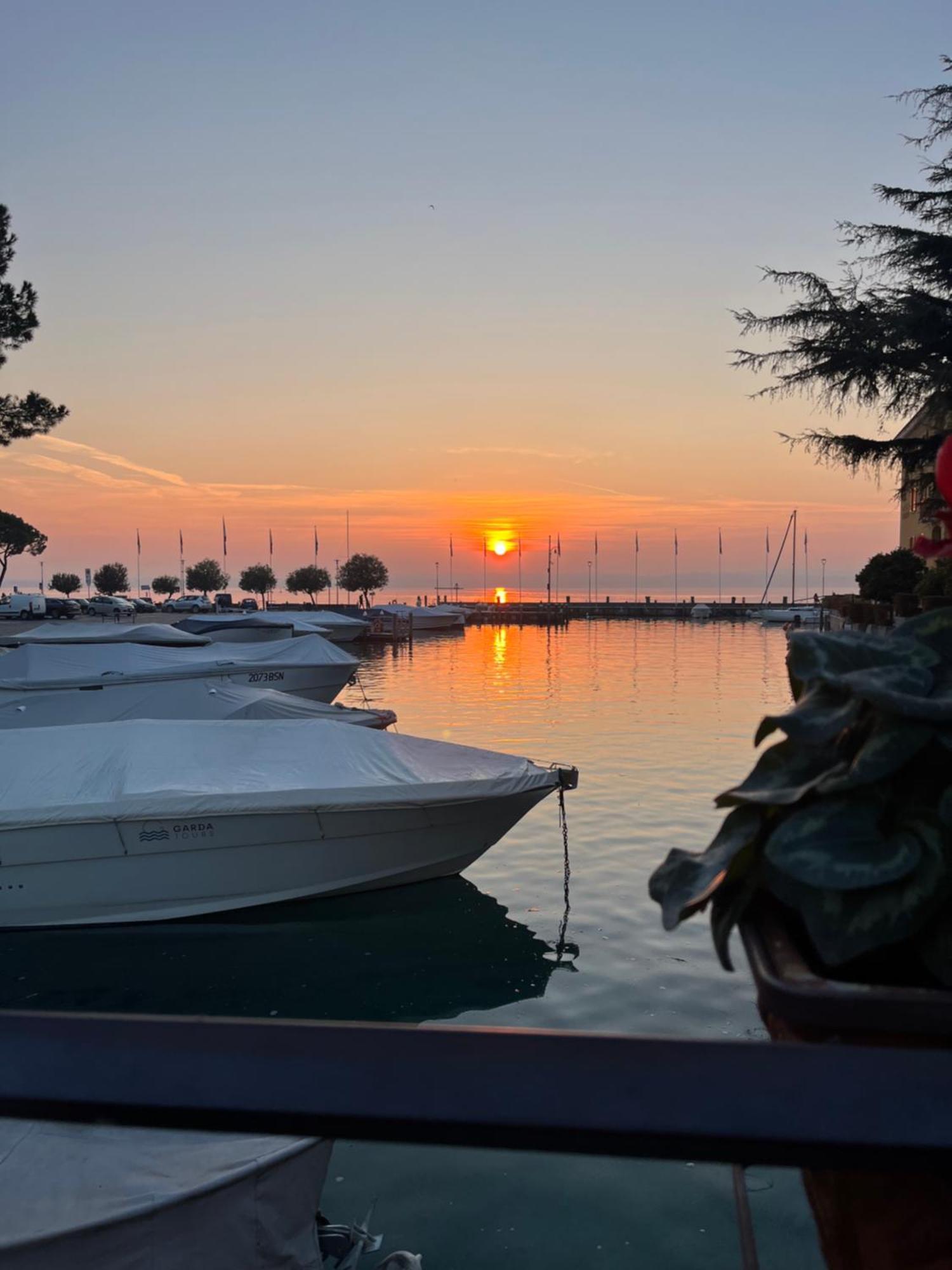Porto Valentino 2 Appartement Sirmione Buitenkant foto